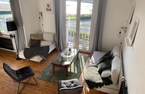 Plerin House | The Lighthouse House