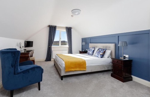 Dingle House | The Lighthouse