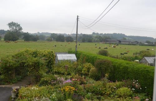Ashbourne Bed & Breakfast | The Lilacs