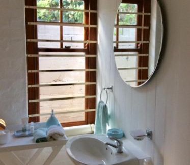 Hermanus House | The Lily House