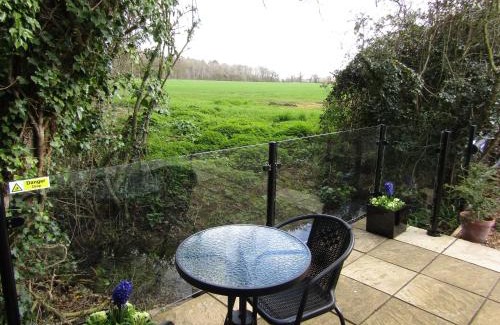 Eye House | The Lily Pad Suffolk