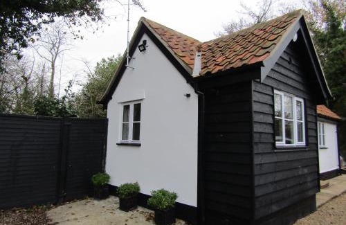 Eye House | The Lily Pad Suffolk