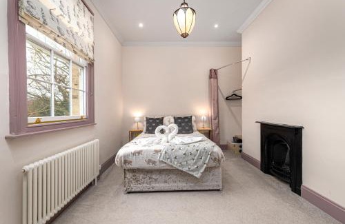 Lincoln Apartment | The Lincoln Apartments part of "St Margaret's Lodge"