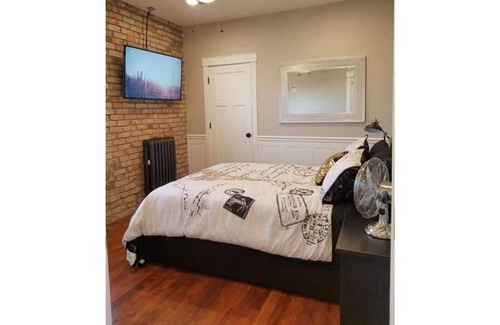 Helper Apartment | The Lincoln Hotel - Suite 1