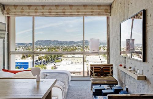 Wilshire Center Hotel | The LINE Hotel LA