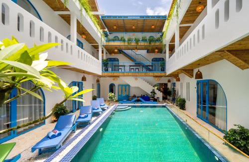 Cam An Hotel | The Linh Coastline Villa
