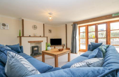 Stenalees House | The LinneyThe West Dry