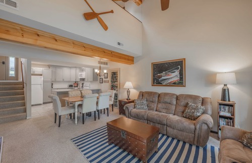 Innsbrook Condo | The Lions Den Pt. II by Innsbrook Vacations!