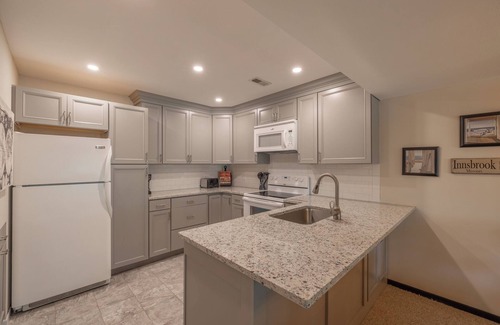 Innsbrook Condo | The Lions Den Pt. II by Innsbrook Vacations!