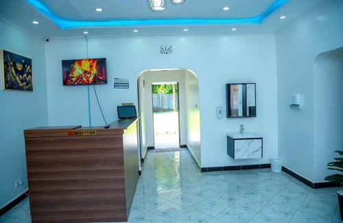 Kisumu Hotel | The Lit Gardens