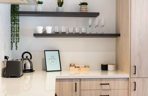 Omanu Apartment | The Little Blue Penguin