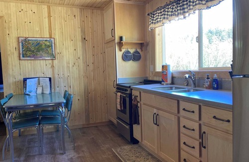 Greer Cabin | The Little Cabin at Aspenglade Greer AZ
