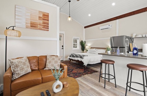 Canandaigua Cabin | The Little Cabin By The Lake