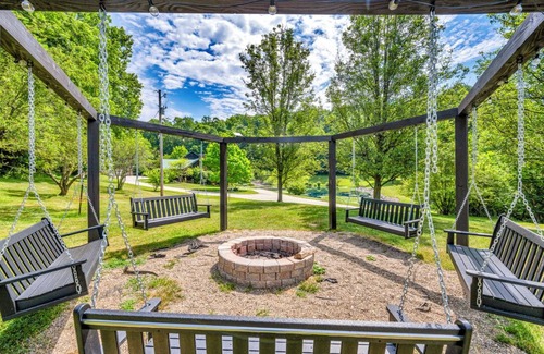 Senecaville Cabin | The Little Cabin | Theater | Sauna | Cold Plunge