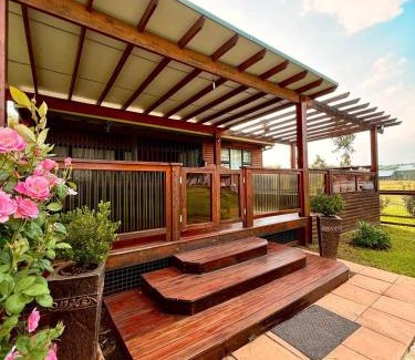 Vaal Marina House | The Little Cove