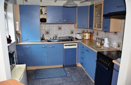 Totnes Apartment | The Little Elbow Room