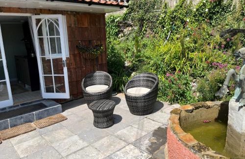 Dawlish Apartment | The Little Fountain House
