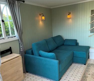 Dawlish Apartment | The Little Fountain House