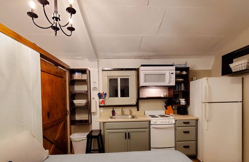Monticello Cabin | The Little Hideaway at Beaver Creek (1 mile from Beaver Creek Marina)