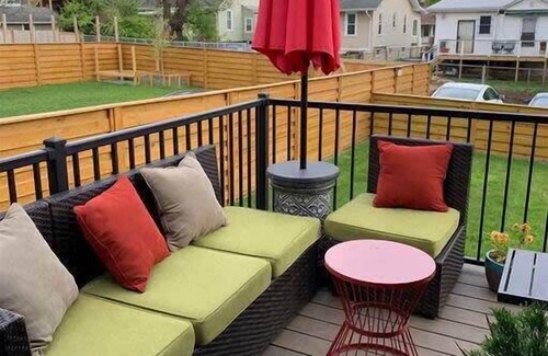 Brookland Apartment | The Little Nest! Charming Brookland Parking!
