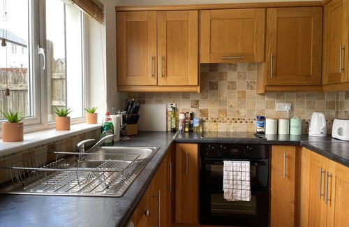 Kenmare House | The Little Nest. Spacious house in the heart of town
