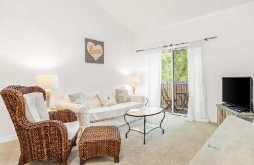 Seagrove Beach House | The Little Pearl on 30A's Eastern Lake