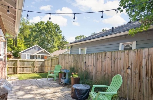 Meridian-Kessler House | The Little Red Cottage of Broad Ripple