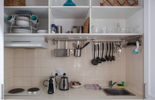 Carlton South Apartment | The Little Royal A Carlton Gardens Studio