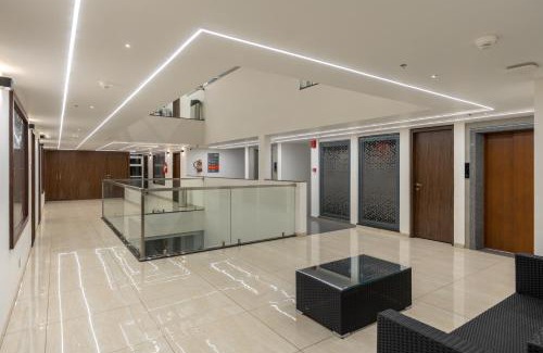 Kolhapur Hotel | The Living Hub Business Hotel, Kolhapur