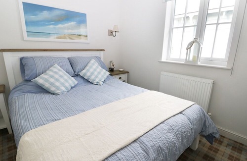 Filey Cabin | The Lobster Pot Beach House, FILEY