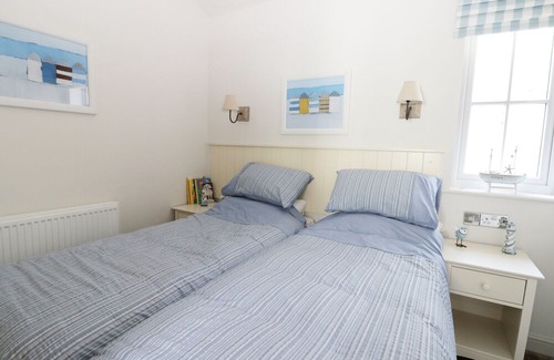 Filey Cabin | The Lobster Pot Beach House, FILEY