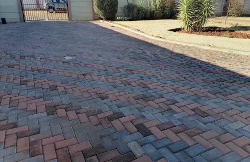 Greater Johannesburg Metropolitan Area Apartment | The Lobster Z&K