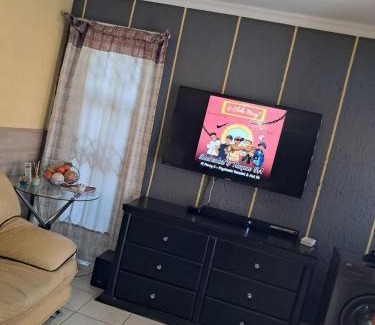 Greater Johannesburg Metropolitan Area Apartment | The Lobster Z&K