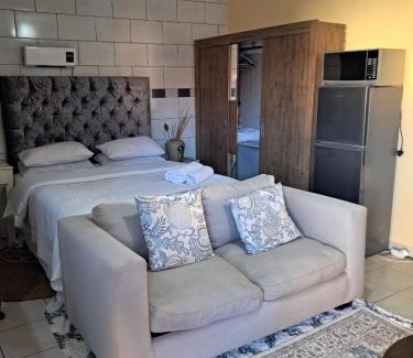 Greater Johannesburg Metropolitan Area Apartment | The Lobster Z&K
