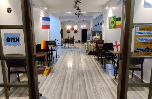 Darjeeling Bed & Breakfast | The Local Tribe Homestay Cafe & Hostel