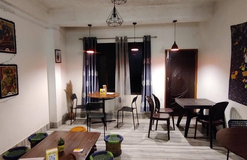 Darjeeling Bed & Breakfast | The Local Tribe Homestay Cafe & Hostel