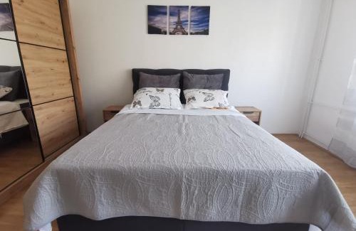 Kragujevac Apartment | The Location Central Town Apartament