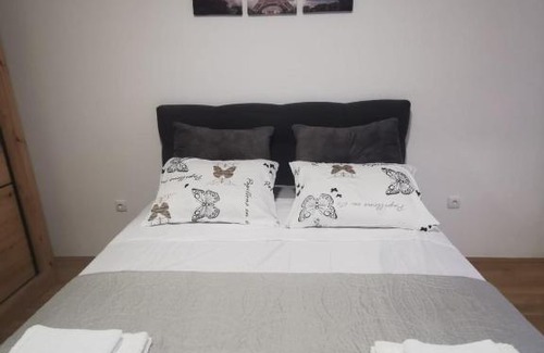 Kragujevac Apartment | The Location Central Town Apartament