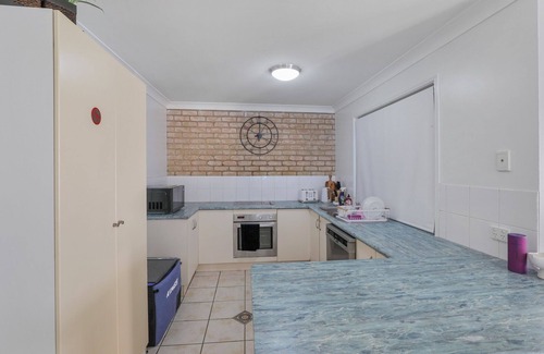 Amity Point House | The location couldn’t be more convenient