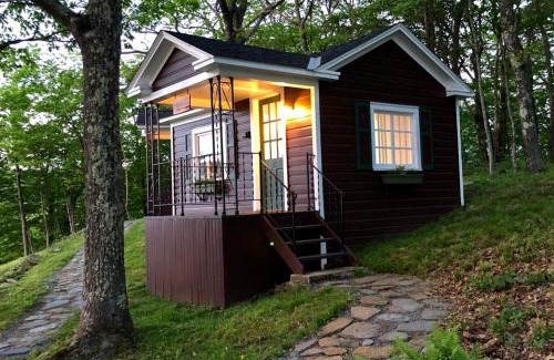 North Adams Cabin | The Lodge @ America’s Switzerland