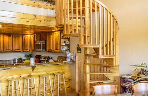 Meadow View Heights Apartment | The Lodge at Duck Creek
