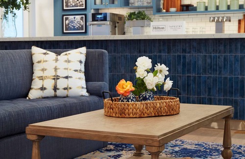 Healdsburg Hotel | The Lodge at Healdsburg, Tapestry Collection by Hilton