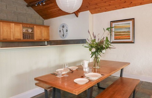 Knockaderry Cross Roads House | THE LODGE AT RAHEENGRANEY HOUSE in Raheengraney, County Wicklow