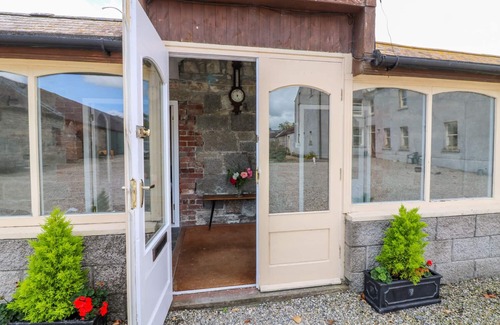 Knockaderry Cross Roads Cottage | THE LODGE AT RAHEENGRANEY HOUSE in Raheengraney, County Wicklow