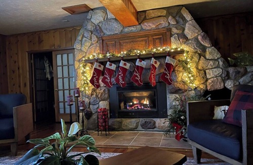 Twin Lake House | THe Lodge at South Shore Resort