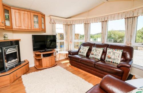 Llanelli House | The Lodge