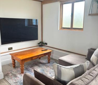 Martlesham Heath House | The Lodge