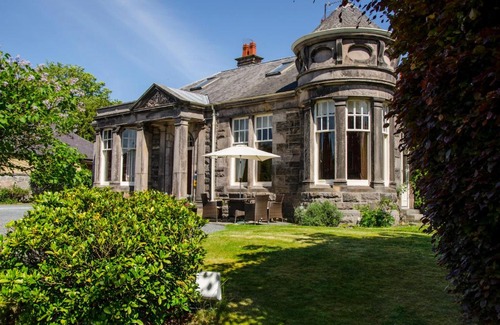 Elgin House | The Lodge Guest House