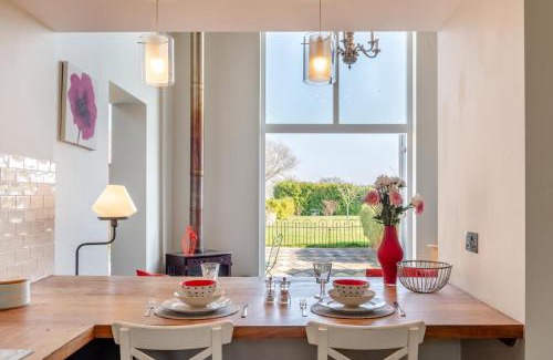 St Michaels House | The Lodge - Hallmark House