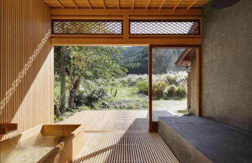 Kita Ward Villa | The Lodge MIWA